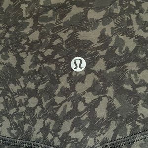 Lululemon leggings size 4
